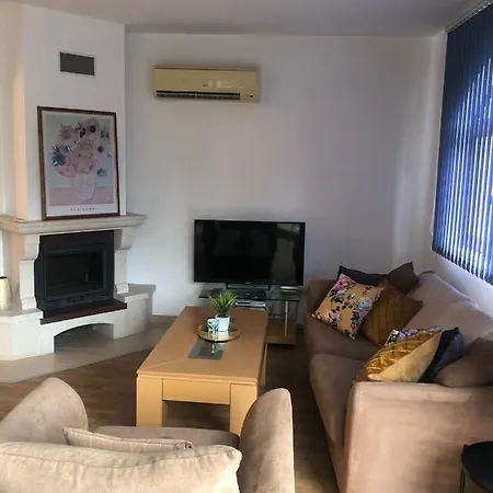 Gorgeous 2 Bed 2.5 Bath At The Vineyards Acheloj